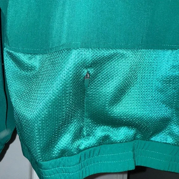 Jacket , invisible side zip pocket,Two zip hand pockets  interior patch pockets - Picture 2 of 8